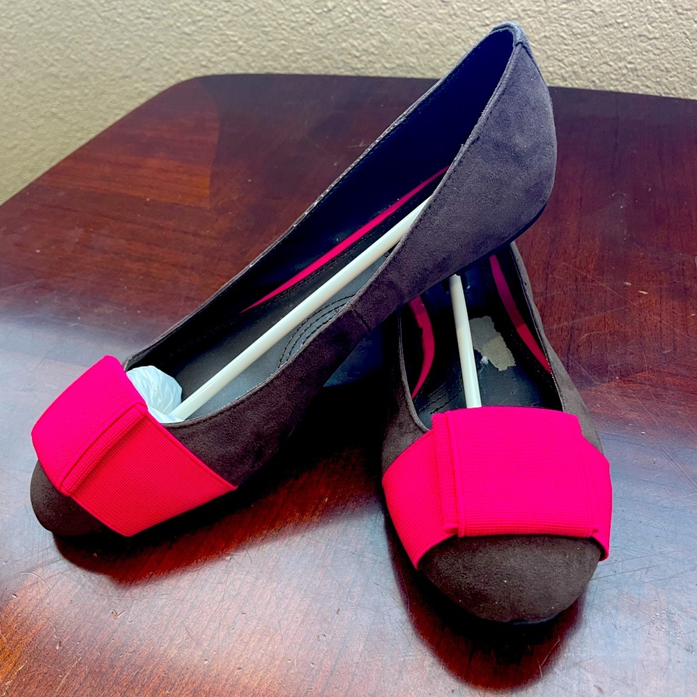 NEW Zara Women’s Brown Suede/ Bright Pink Flats Eu Size 38